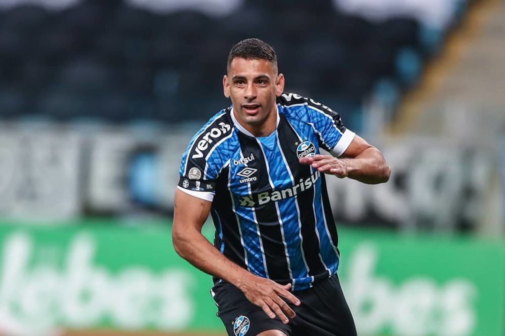 Diego Souza recusou o Vasco para seguir no Grêmio