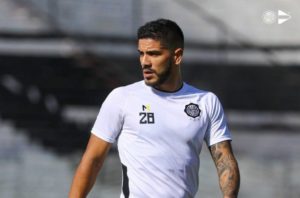 Vasco ainda tenta a contratação de Recalde