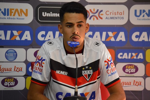 Oliveira é cotado por Vasco e Cruzeiro
