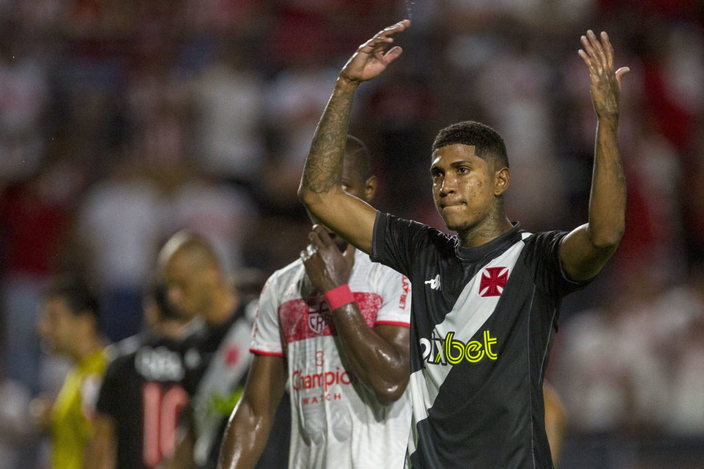 Raniel participou do gol do Vasco