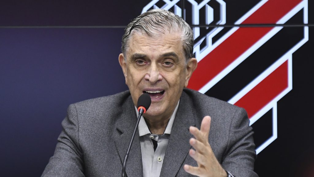 Presidente do Athletico-PR não poupou o Vasco da críticas