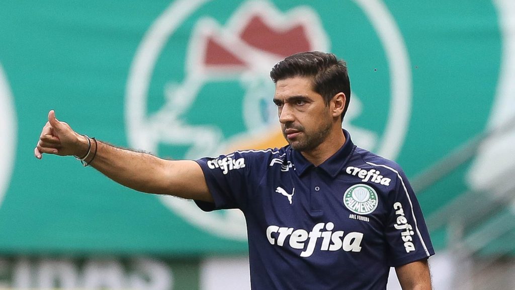 Abel Ferreira trava interesse do Vasco