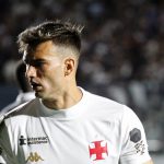 Se o Vasco está onde está, se recuperando jogo a jogo, muito se deve a Léo Jardim. Veja seus números no campeonato.