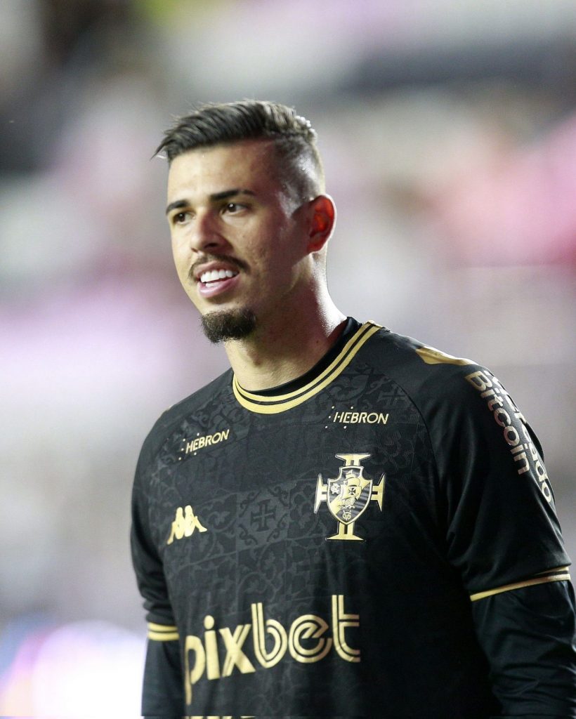 Ivan é apresentado como goleiro do Vasco para temporada 2023 – Vasco da Gama