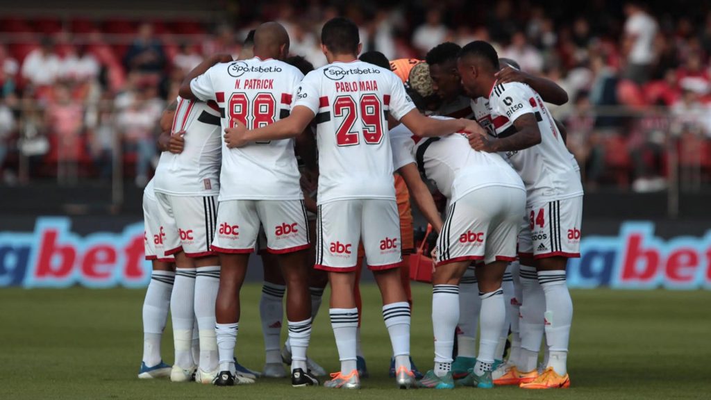 Vasco busca jogador do São Paulo