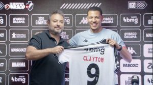 Clayton Silva é apresentado no Vasco