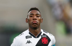 Léo Pelé, zagueiro do Vasco