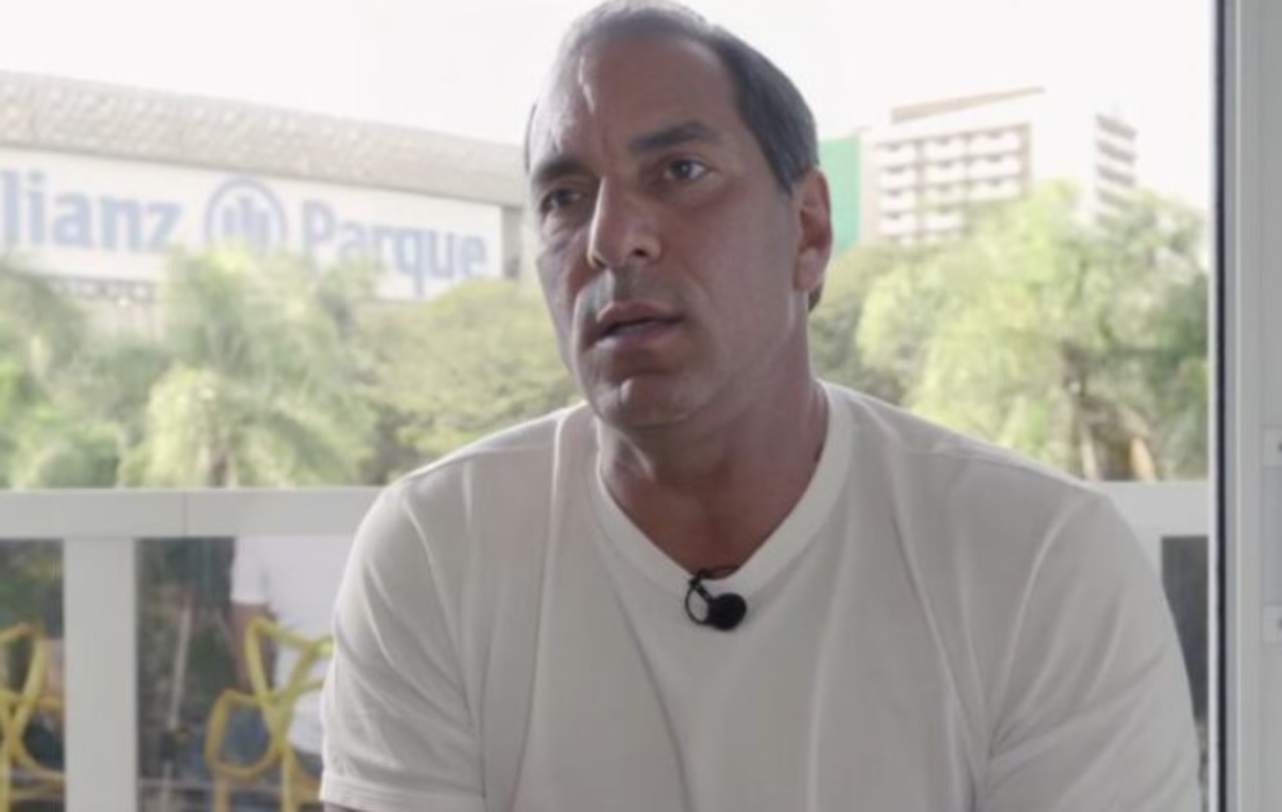 Edmundo fala sobre saídas no Vasco