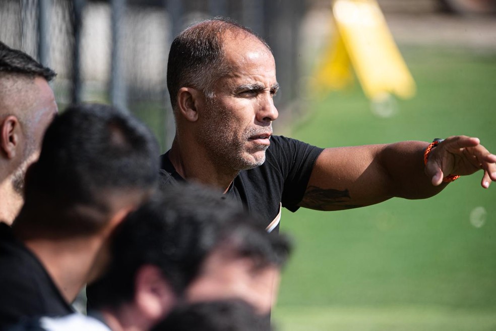 Felipe Maestro como novo técnico do Vasco