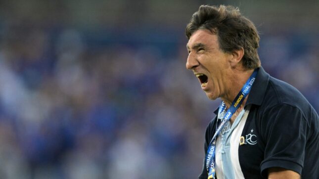 Gustavo Costas é especulado como novo técnico do Vasco