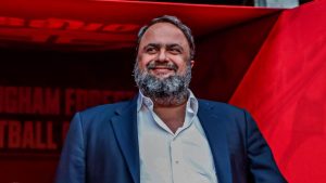 Evangelos Marinakis se reuniu com a diretoria do Vasco