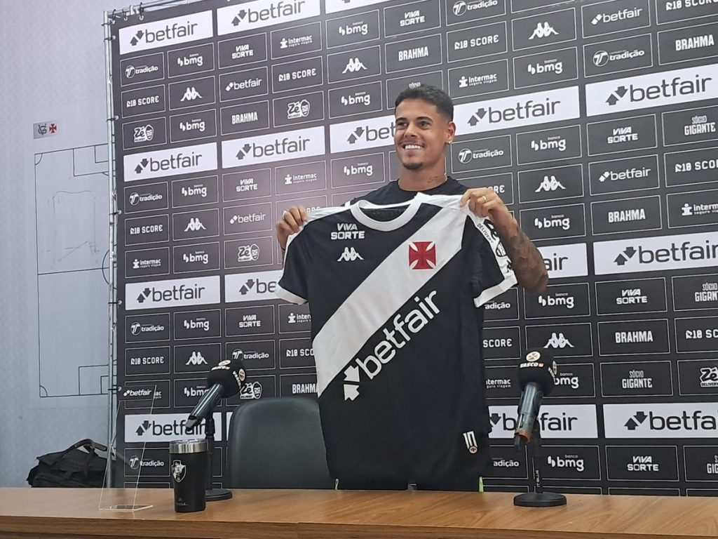 Lucas Freitas, novo zagueiro do Vasco