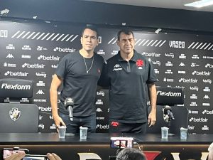 Fábio Carille é apresentado no Vasco