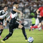 Adson ainda sofre com dores na perna. Fotos: Matheus Lima/Vasco.