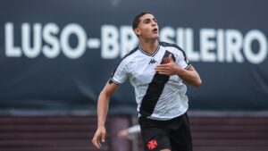Diego Minete marcou o 1º gol. Foto: Sahagian/Vasco