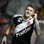 Vegetti, artilheiro do Vasco