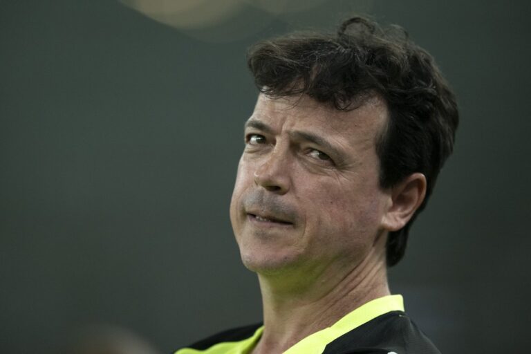 Fernando Diniz, técnico do Vasco