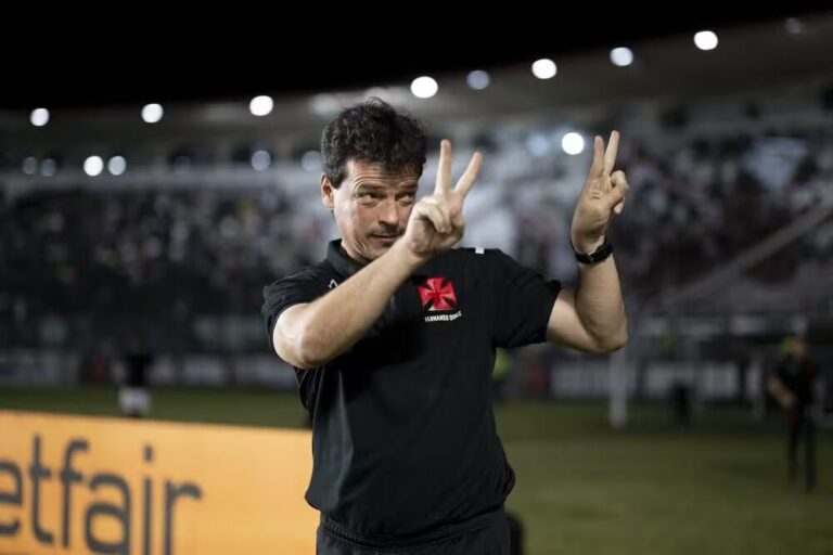 Fernando Diniz, técnico do Vasco