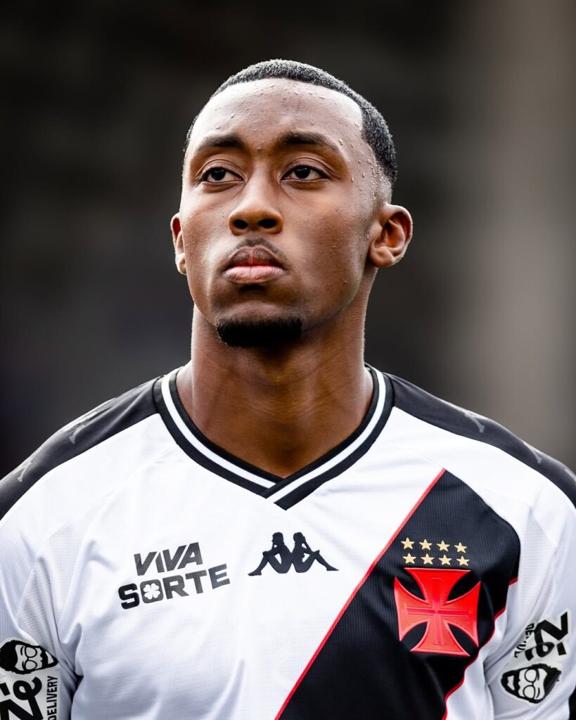 luiz gustavo do vasco em foto de matheus lima vascaino.net em reportagem de alvaro tallarico