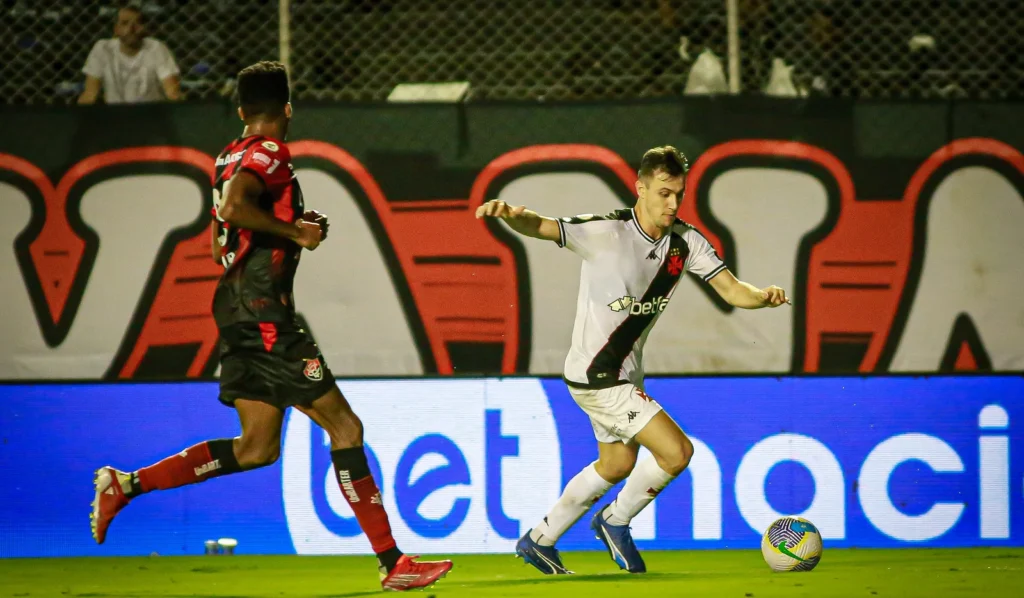 vitória x vasco barradão brasileirão no estádio Manoel das Barradas em 01 de Setembro de 2024. Fotos Matheus Lima - Vasco