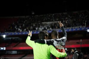 Fernando Diniz e Rayan - Foto: Divulgação/Vasco